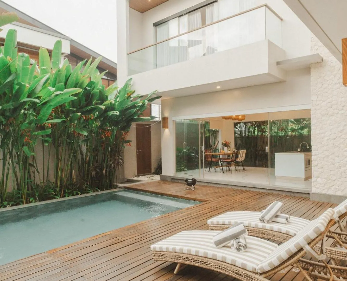 Villa Casa Canggu  Indonesia