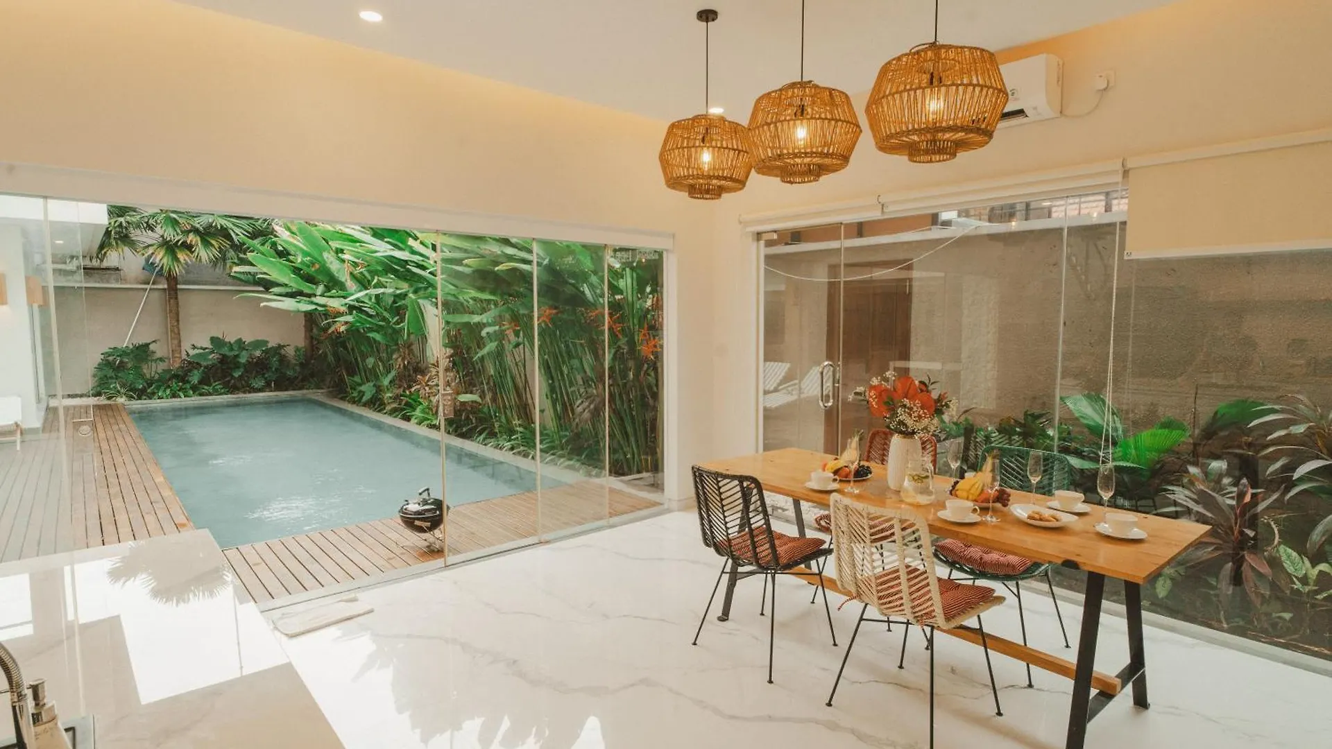 Villa Casa Canggu  0*, Canggu (Bali)